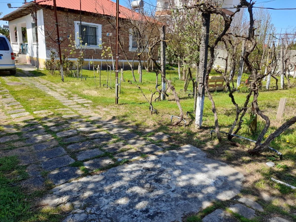 Chateau Sukaj Ljaknasi Esterno foto